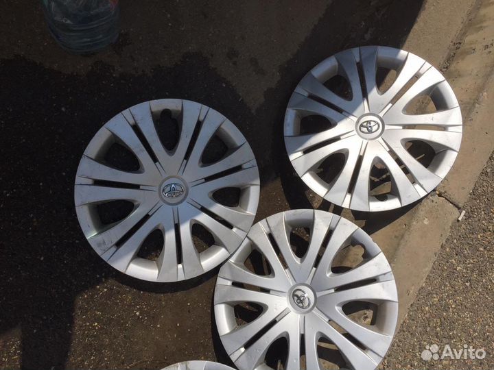 Колпаки Toyota Авенсис, Корола