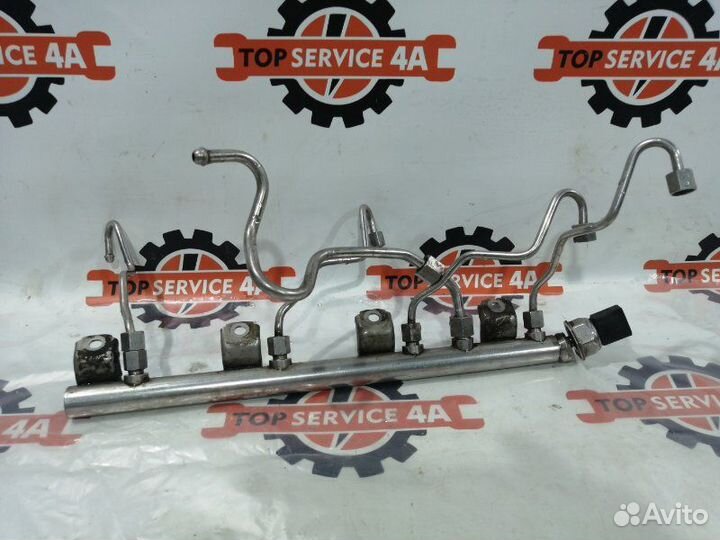 Топливная рейка правая Bmw 7-Series F02 N63B44A