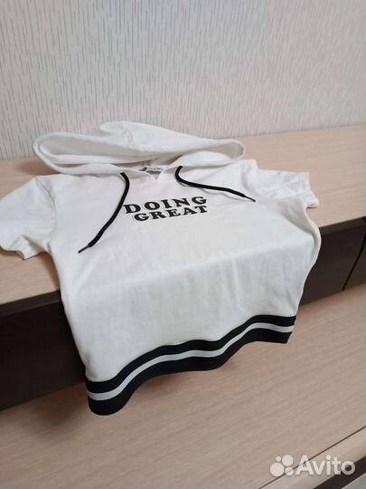 Футболки разные