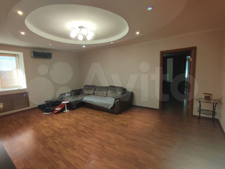 2-к. квартира, 70,1 м², 5/6 эт.