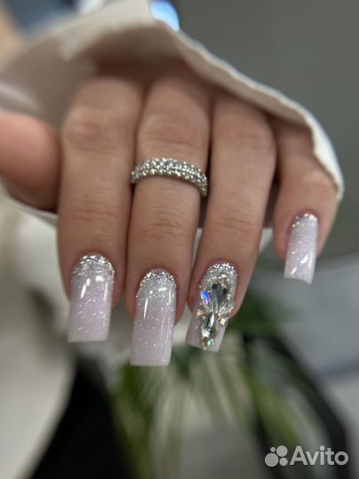 Маникюр наращивание ногтей