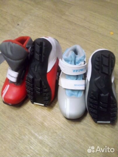 Лыжные ботинки
