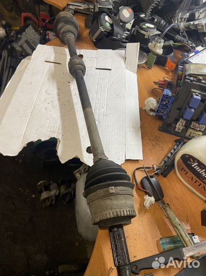 Полуось правая Nissan Almera Classic 1,6 МКПП