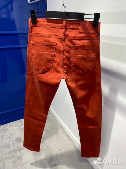 Джинсы hugo boss