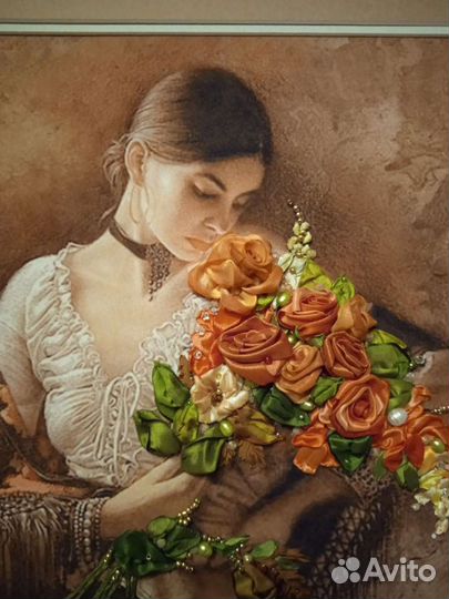 Картина вышитая лентами, бисером и жемчугом