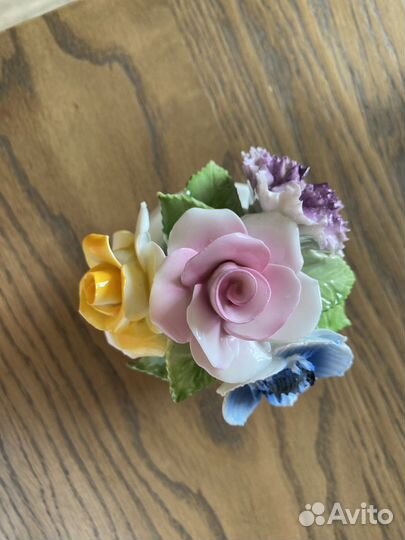 Букет из фарфора Англия