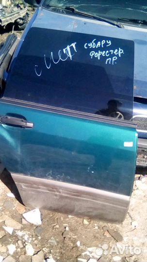 Дверь задняя правая Субару форестер 2000года