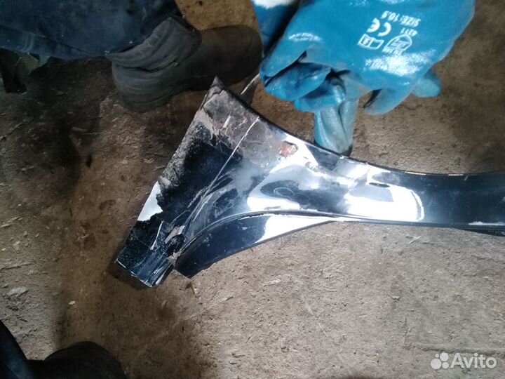 Volkswagen Golf 6 заднее крыло правое 5дверный