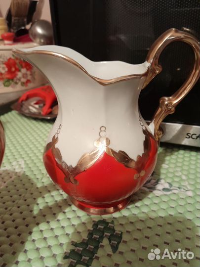 Заварочный чайник, молочница, сахарница