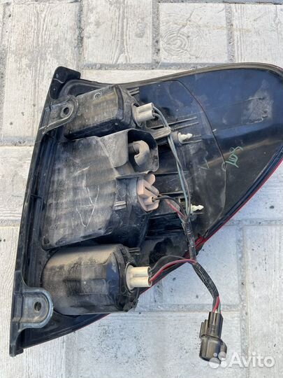 Фары задние Mitsubishi L200