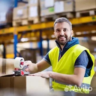 Работник склада