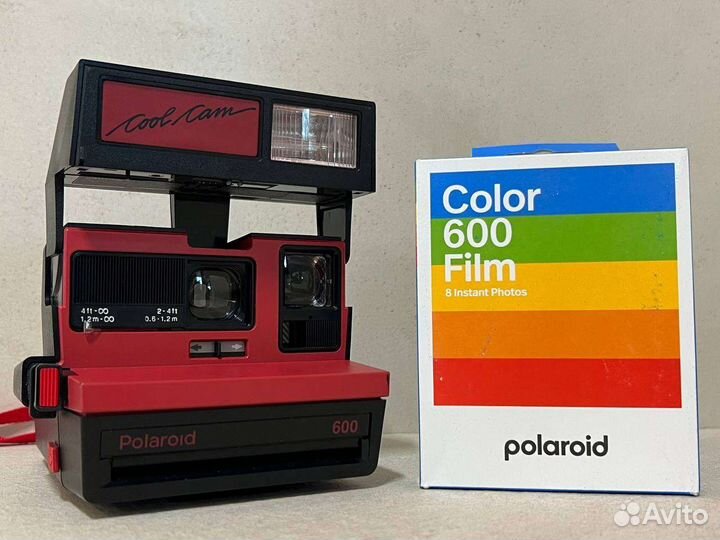 Набор Polaroid Cool Cam 600 с кассетой