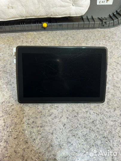 Монитор задний правый Kia K900 RJ G6DM 2019