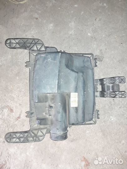 Корпус воздушного фильтра ford turneo custom