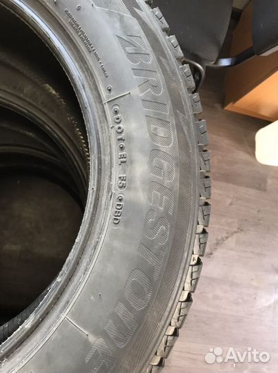 Bridgestone Blizzak DM-V2 225/65 R17 102S