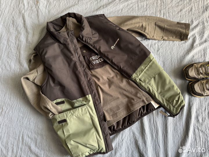 Жилетка утепленная на мальчика 140-146