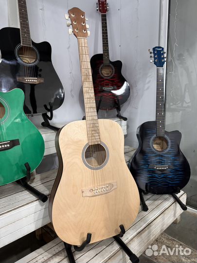 Акустическая гитара Amistar Натуральная