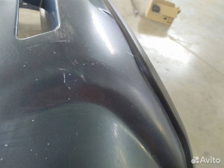 Передний бампер Nissan T-31