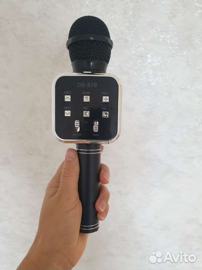 Караоке микрофон