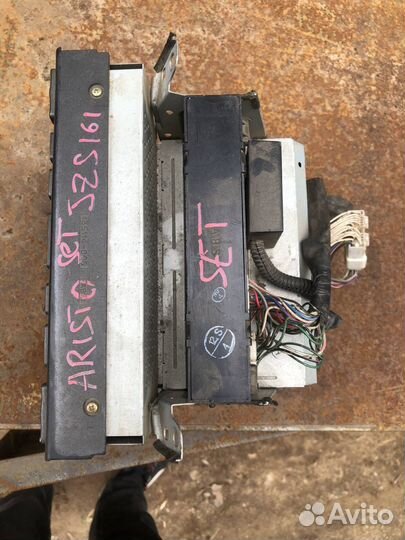 Телевизор toyota aristo 161