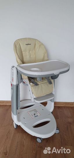 Стульчик для кормления PegPerego tatamia