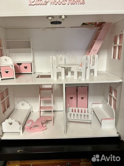 Домик кукольный деревянный