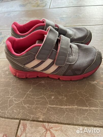 Кроссовки для девочки adidas