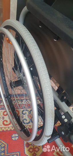 Кресло -коляска для инвалидов