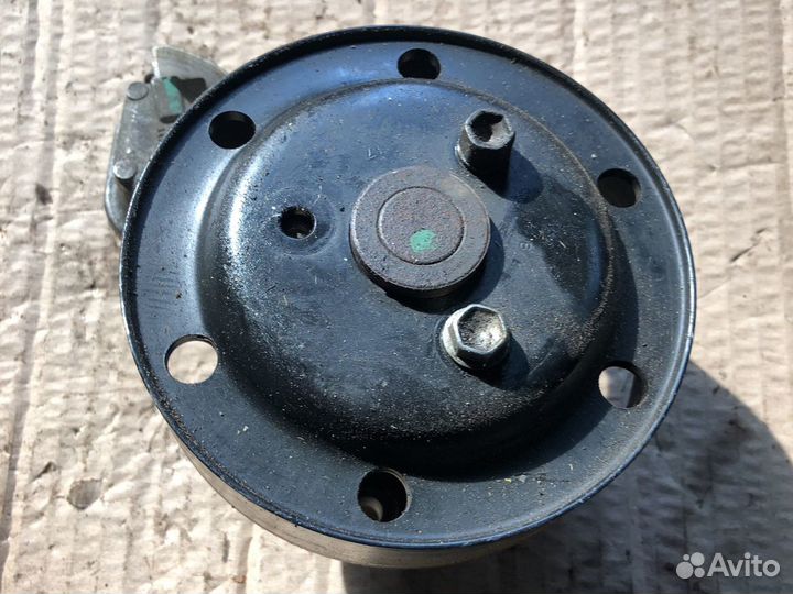 Помпа шкив Honda Civic R18A2