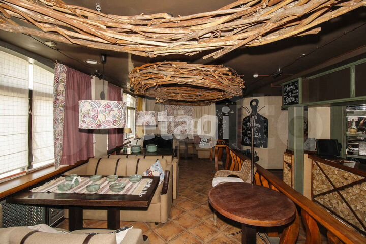 Продам торговое помещение, 467.9 м²