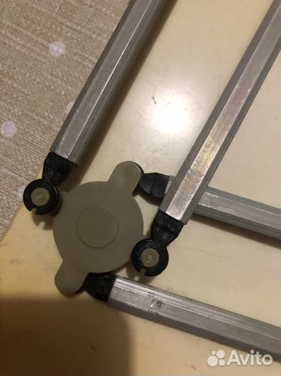 Чертежный прибор