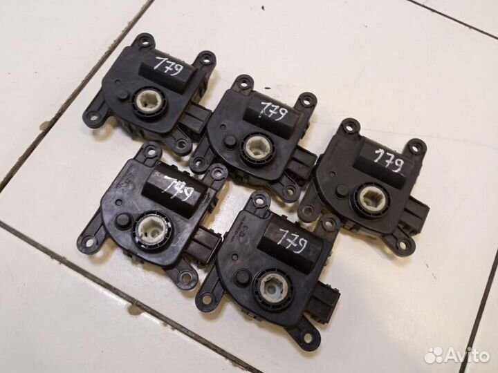 Сервопривод заслонок печки Kia Quoris KH 2012-2016