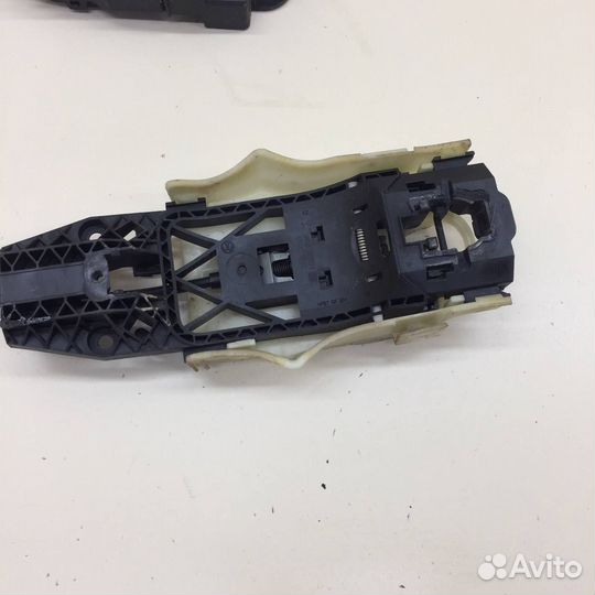 Замок двери задней левой Skoda Rapid 2019