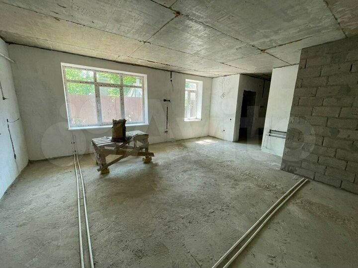 2-к. квартира, 107 м², 1/2 эт.