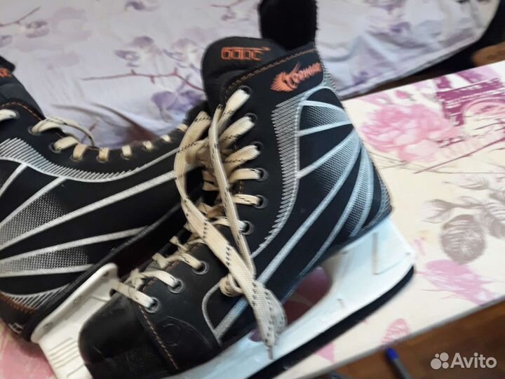 Коньки мужские черные б/у