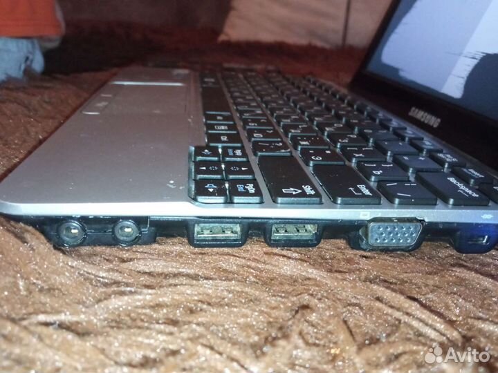 Нетбук samsung