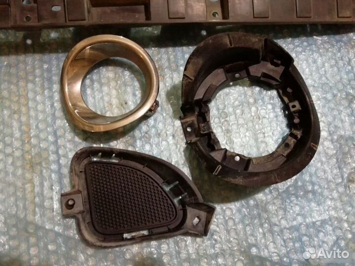 Решетка бампера передняя Lexus Lx J200 2007-2011