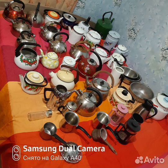 Кастрюлю,сковородку,посуду,сервизы,горшки цветов