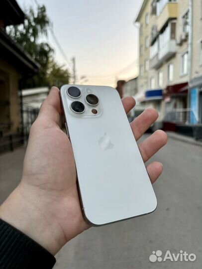 iPhone 15 Pro, 128 ГБ