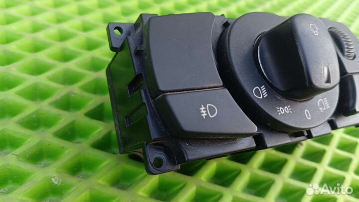 Блок включения света на 525 бмв е 60