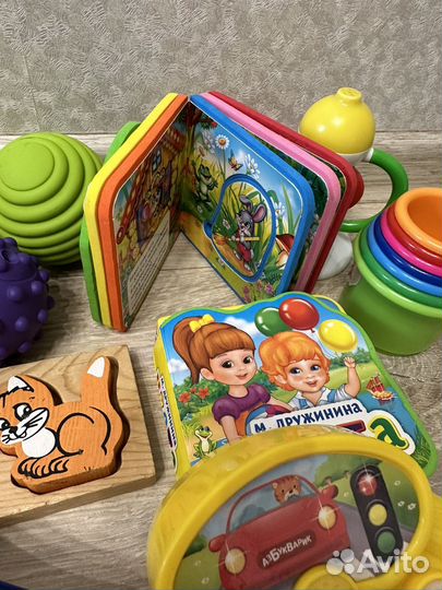 Развивающие игрушки пакетом