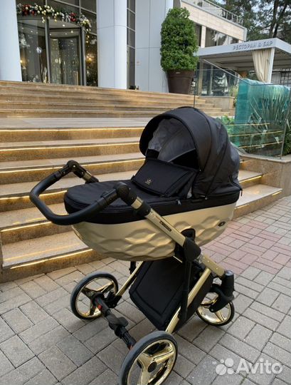 Коляска 2 в 1 adamex chantal золотая