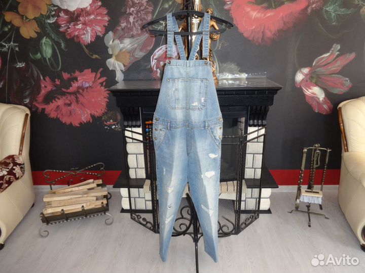 Комбинезон джинсовый