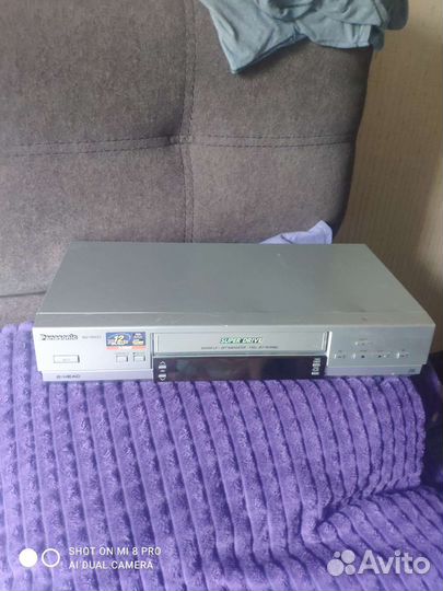 Видеомагнитафон panasonic nv-mv21
