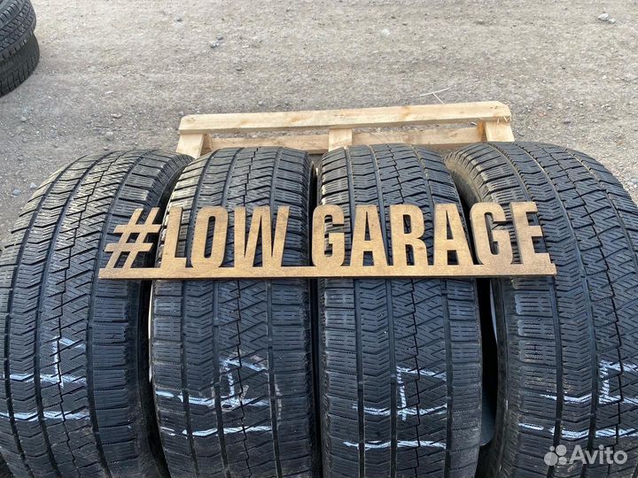 Bridgestone Blizzak VRX2 215/55 R17