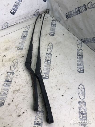 Поводки дворников бмв е36