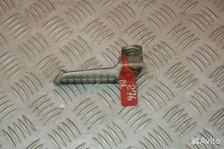 Подножка пассажира левая Kawasaki ZZR250