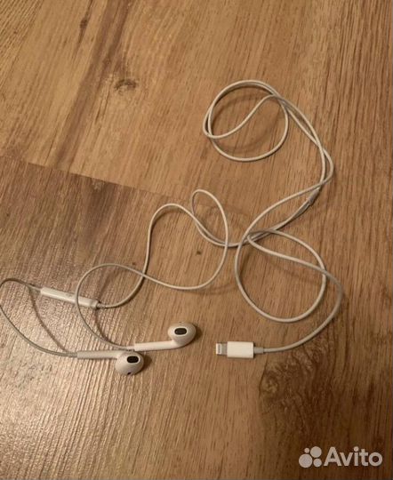 Наушники earpods