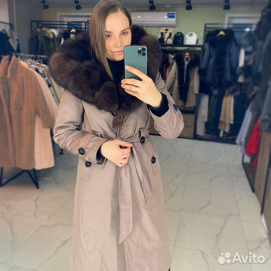 Парка с натуральным мехом. Пальто