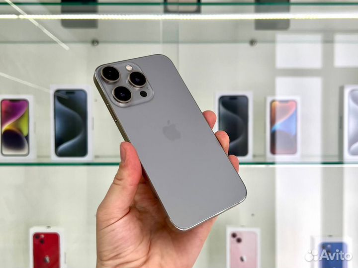 iPhone XR в корпусе 15 pro